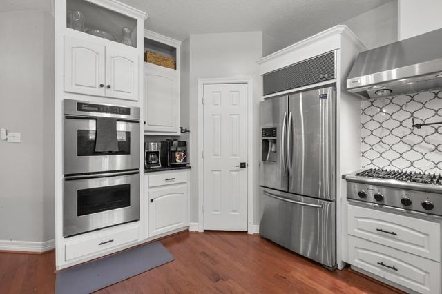 113 Inverness Drive, Montgomery, TX 77356