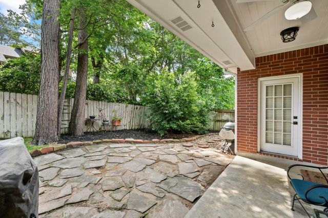 113 Inverness Drive, Montgomery, TX 77356