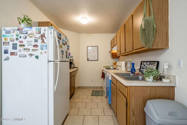 2306 S Espina Street, Las Cruces, NM 88001