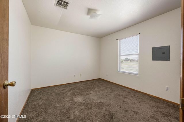 2306 S Espina Street, Las Cruces, NM 88001