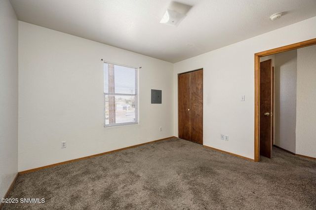2306 S Espina Street, Las Cruces, NM 88001