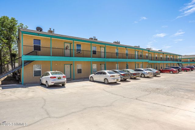 2306 S Espina Street, Las Cruces, NM 88001