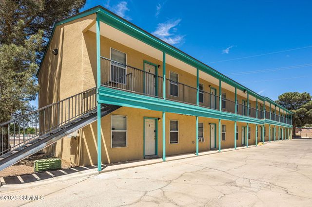 2306 S Espina Street, Las Cruces, NM 88001