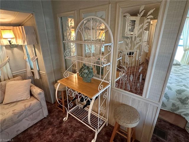 182 Marina Drive, New London, NC 28127