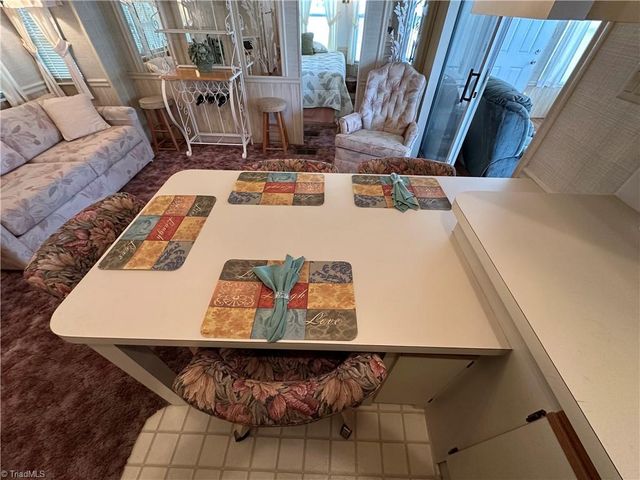 182 Marina Drive, New London, NC 28127