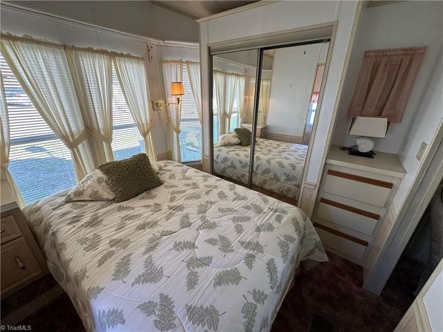 182 Marina Drive, New London, NC 28127