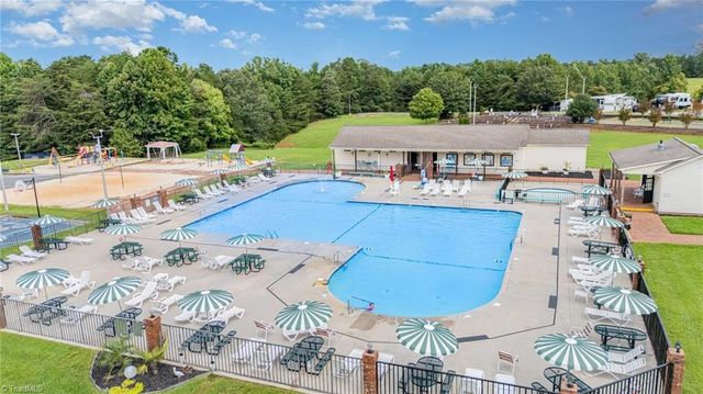 182 Marina Drive, New London, NC 28127