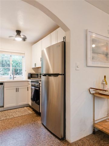 725 SW 2nd Ct, Fort Lauderdale, FL 33312