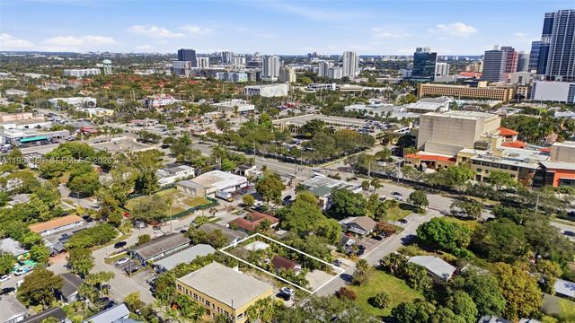 725 SW 2nd Ct, Fort Lauderdale, FL 33312