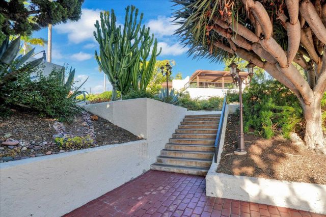 6786 Caminito Del Greco, San Diego, CA 92120