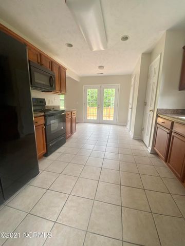 129 Mendover Drive, Jacksonville, NC 28546