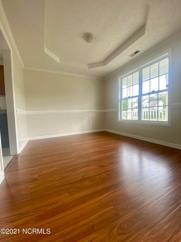 129 Mendover Drive, Jacksonville, NC 28546