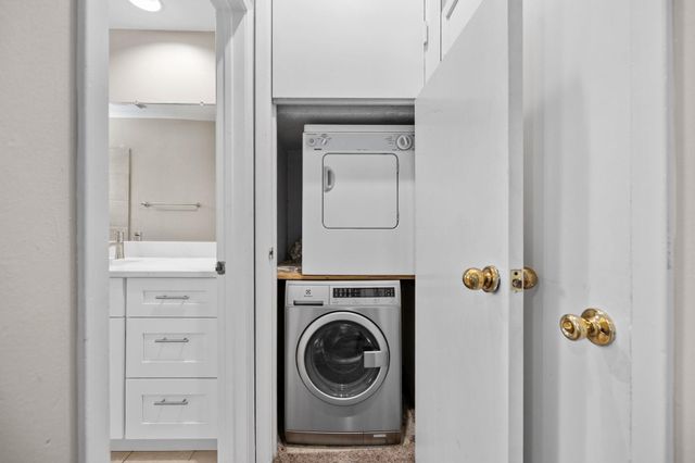 712 Graham PL 203, Austin, TX 78705