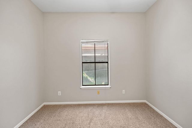 712 Graham PL 203, Austin, TX 78705