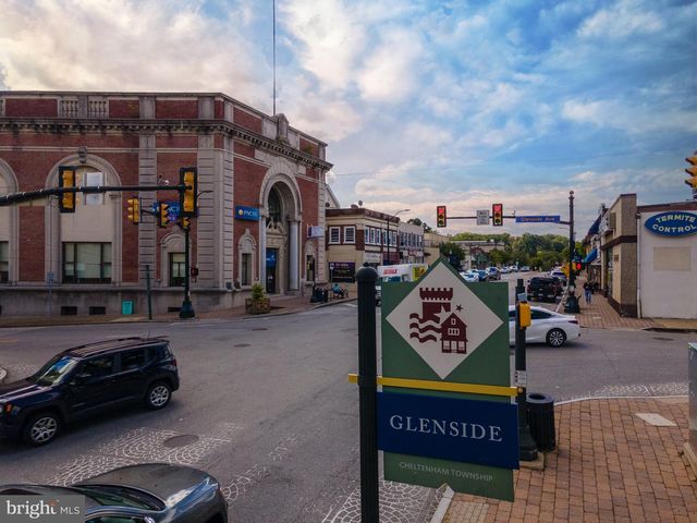 43 S EASTON RD, Glenside, PA 19038