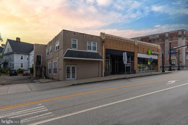43 S EASTON RD, Glenside, PA 19038