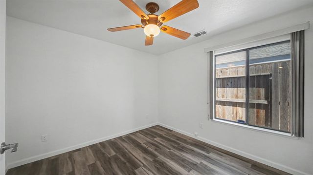 2504 Spring Water Dr, Modesto, CA 95355