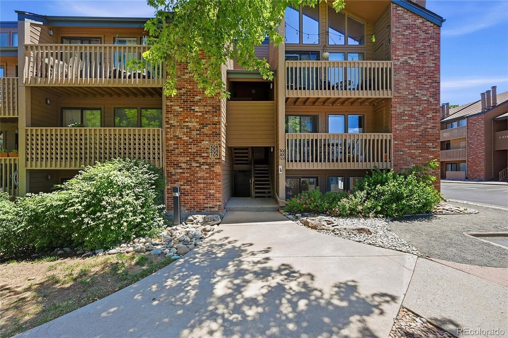 12364 W Nevada Place 106, Lakewood, CO 80228
