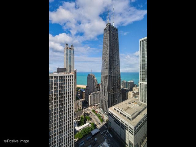 800 N Michigan Avenue 4703, Chicago, IL 60611