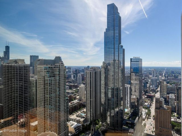 800 N Michigan Avenue 4703, Chicago, IL 60611