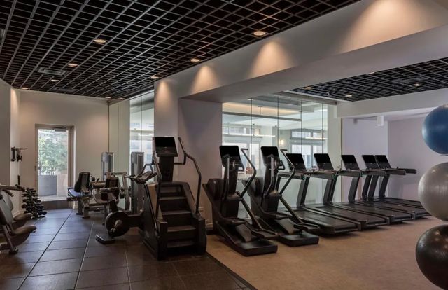800 N Michigan Avenue 4703, Chicago, IL 60611