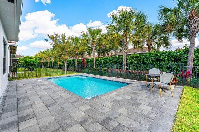 16047 Key Biscayne Lane, Westlake, FL 33470