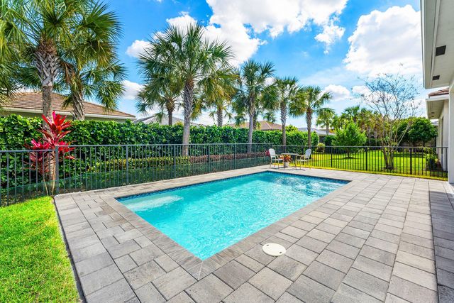 16047 Key Biscayne Lane, Westlake, FL 33470