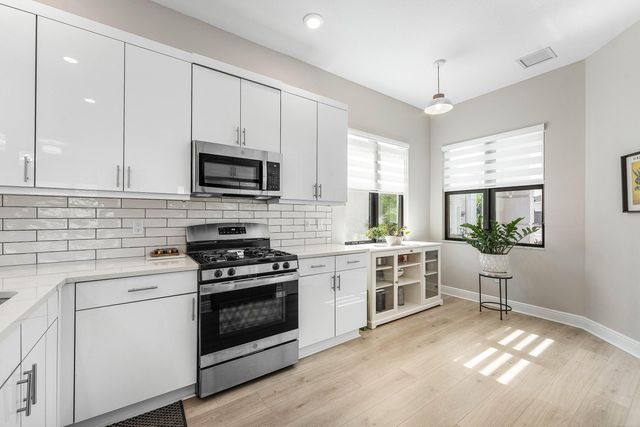 16047 Key Biscayne Lane, Westlake, FL 33470