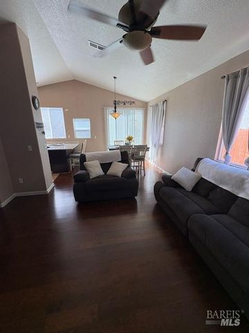 729 Christensen Way, Rio Vista, CA 94571