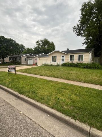4612 Hanover Avenue, Portage, MI 49002