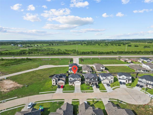2722 Amethyst Court, Texas City, TX 77591