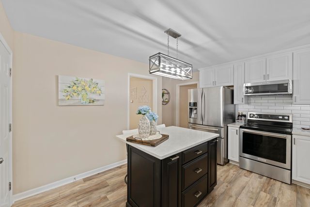 5760 MONTPELIER DR, Bartlett, TN 38134
