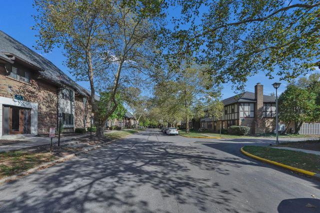 652 Olde Towne Avenue, 9-652 G, Columbus, OH 43214