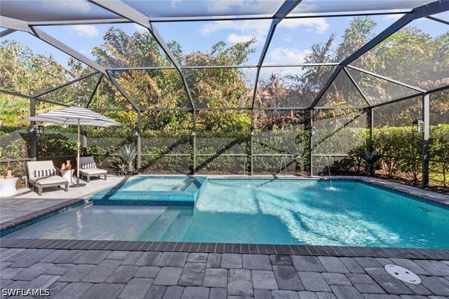 8712 Westwood Oaks PL, Fort Myers, FL 33908