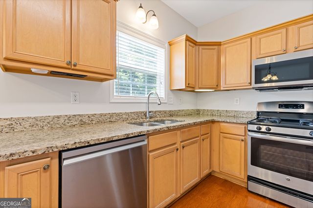 1570 Brooks Pointe Circle, Lawrenceville, GA 30045