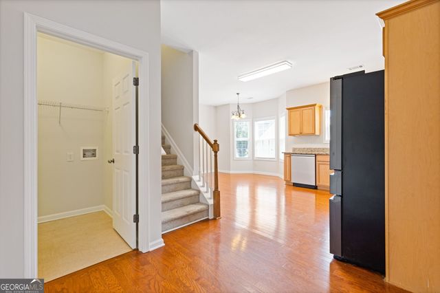 1570 Brooks Pointe Circle, Lawrenceville, GA 30045