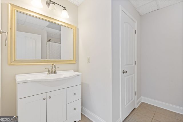 1570 Brooks Pointe Circle, Lawrenceville, GA 30045