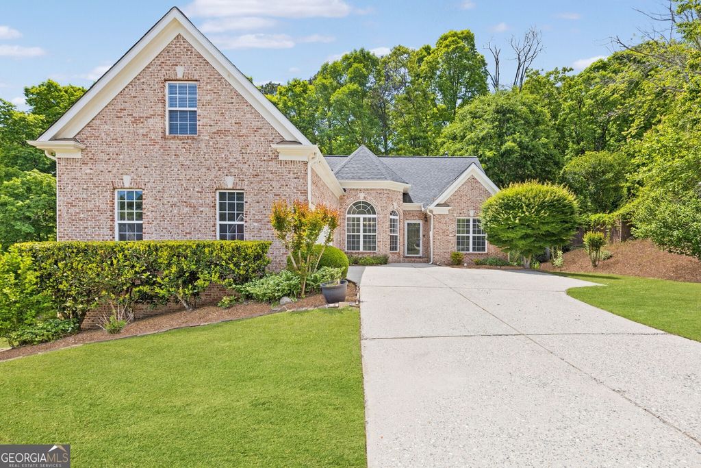 1570 Brooks Pointe Circle, Lawrenceville, GA 30045