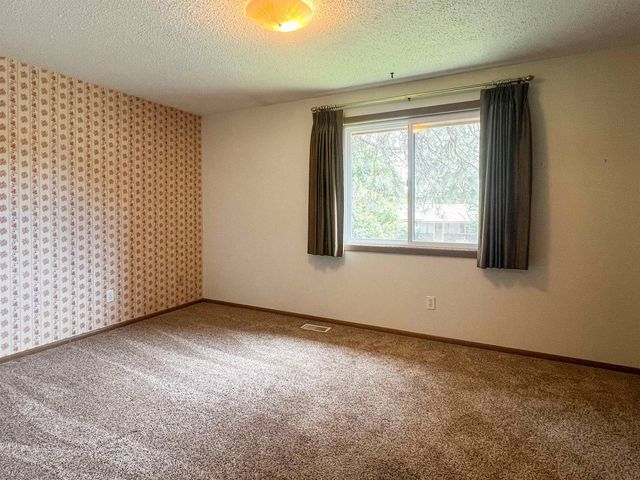 11325 N Post St, Spokane, WA 99218