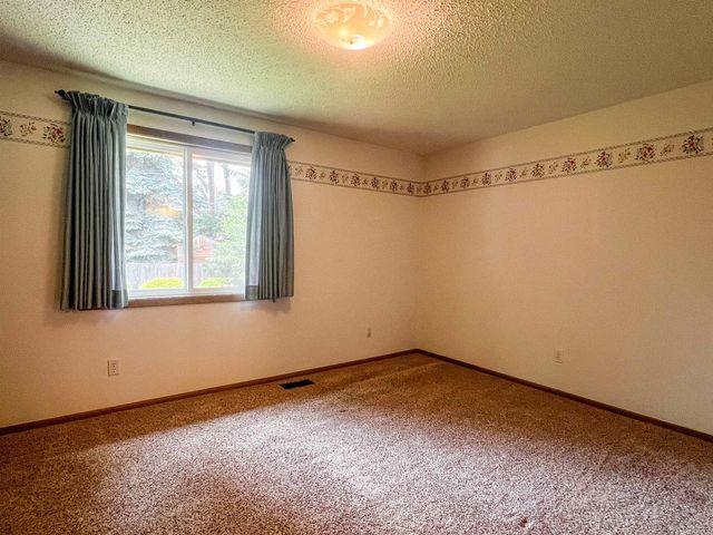 11325 N Post St, Spokane, WA 99218