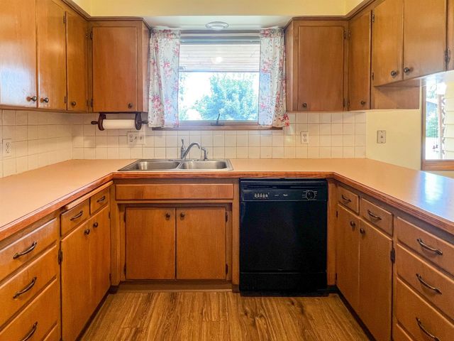 11325 N Post St, Spokane, WA 99218