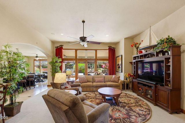 635 Seventh Fairway Drive, Medford, OR 97504