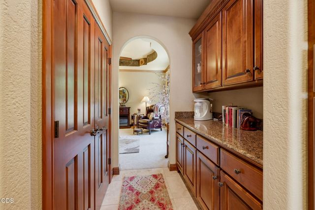 635 Seventh Fairway Drive, Medford, OR 97504