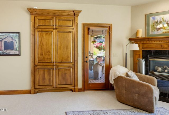 635 Seventh Fairway Drive, Medford, OR 97504