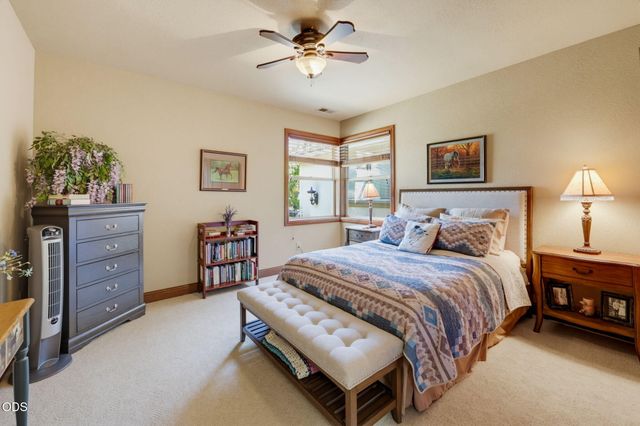 635 Seventh Fairway Drive, Medford, OR 97504