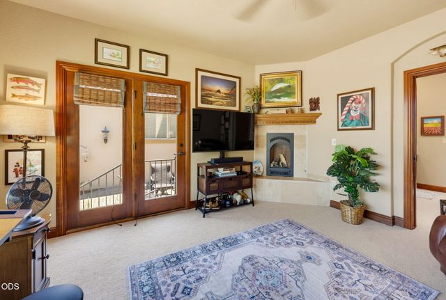 635 Seventh Fairway Drive, Medford, OR 97504