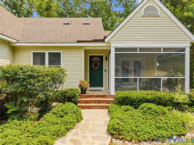 13194 Fair Oaks Ln, Ashland, VA 23005