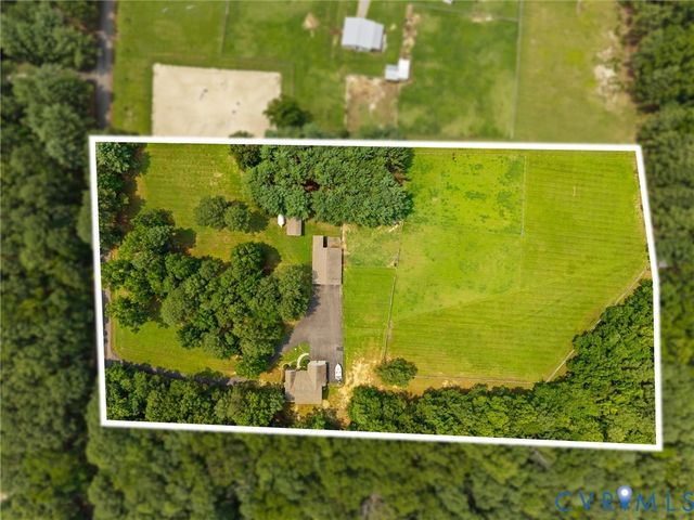 13194 Fair Oaks Ln, Ashland, VA 23005