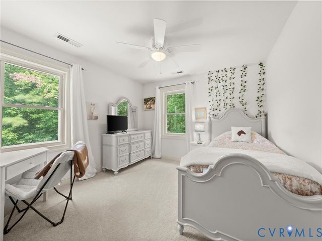 13194 Fair Oaks Ln, Ashland, VA 23005