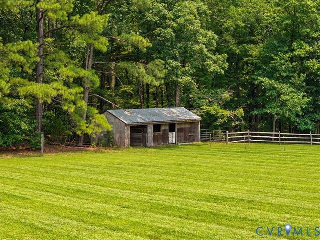 13194 Fair Oaks Ln, Ashland, VA 23005